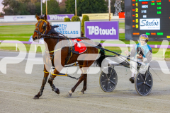 2025_PACEPIX_GP09092025_Race2_EkaraNavajo_WIN_WEB-15