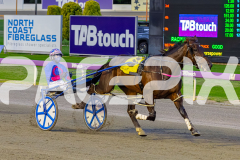 2026_PACEPIX_GP18042026_RACE2_HeresHerbie_WIN_WEB-9