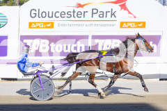 2025_PACEPIX_GP16122025_RACE2_HungerStrike_WIN_WEB-8