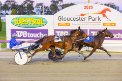 2025_PACEPIX_GP26082025_Race2_ImCategoryFive_WIN_WEB-16