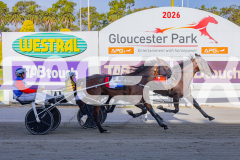 2026_PACEPIX_GP02012026_RACE2_InfiniteSign_WIN_WEB-10