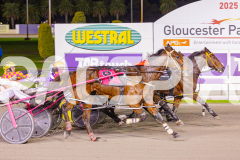 2025_PACEPIX_GP24062025_Race2_JoeWithTheFlow_WIN_WEB-7