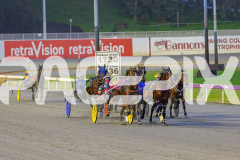 2025_PACEPIX_GP19082025_RACE2_LincolnLou_WIN_WEB-2
