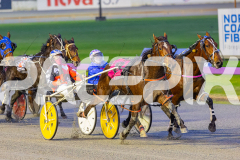 2025_PACEPIX_GP19082025_RACE2_LincolnLou_WIN_WEB-4