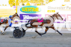 2025_PACEPIX_GP12122025_RACE2_Maungatahi_WIN_WEB-18