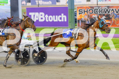 2025_PACEPIX_GP25042025_Race2_MediMan_WIN_WEB-10