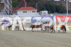 2025_PACEPIX_GP25042025_Race2_MediMan_WIN_WEB-3
