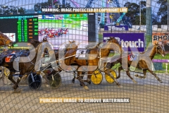 2026_PACEPIX_GP09102026_RACE2_MikisPride_WIN_WEB-7