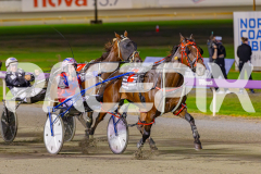 2025_PACEPIX_GP02052025_Race2_NavyStreet_WIN_WEB-14