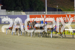 2025_PACEPIX_GP02052025_Race2_NavyStreet_WIN_WEB-7