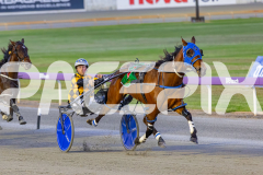 2025_PACEPIX_GP10102025_RACE2_Rockandrollartist_WIN_WEB-10