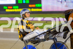 2025_PACEPIX_GP10102025_RACE2_Rockandrollartist_WIN_WEB-15