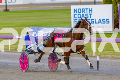 2025_PACEPIX_GP16092025_Race2_RumbleStrip_WIN_WEB-14