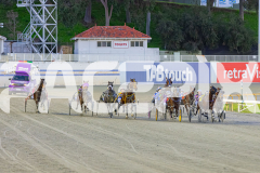 2025_PACEPIX_GP22082025_Race2_Soundwave_WIN_WEB-1