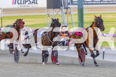 2025_PACEPIX_GP26122025_RACE2_SpringLine_WIN_WEB-3