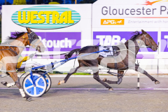 2026_PACEPIX_GP27032026_RACE2_TigerRoyal_WIN_WEB-10