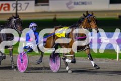 2026_PACEPIX_GP18042026_RACE3_Captainshavtime_WIN_WEB-8