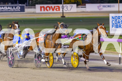 2025_PACEPIX_GP12092025_Race3_Fakenit_WIN_WEB-5