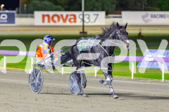 2026_PACEPIX_GP21042026_RACE3_GelsaminoAmal_WIN_WEB-10