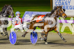 2025_PACEPIX_GP06062025_RACE3_HeavenlyGispy_WIN_WEB-7