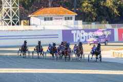2025_PACEPIX_GP25112025_Race3_Henty_WIN_WEB-6