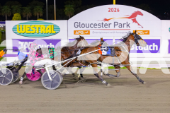 2026_PACEPIX_GP12062026_RACE3_Koojan_WIN_WEB-9