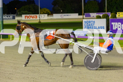 2025_PACEPIX_GP19092025_Race3_MikisPride_WIN_WEB-12