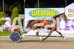 2026_PACEPIX_GP12052026_Race3_MissLeopatra_WIN_WEB-14