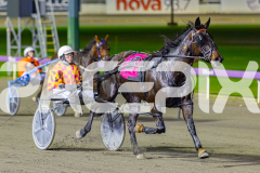 2026_PACEPIX_GP23062026_Race3_QueenOfAll_WIN_WEB-6