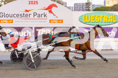 2025_PACEPIX_GP26122025_RACE3_RockMeOver_WIN_WEB-5