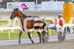 2025_PACEPIX_GP26122025_RACE3_RockMeOver_WIN_WEB-8