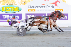 Rollindowntheriver_21-10-2025_WIN_Gloucester-Park_3__05