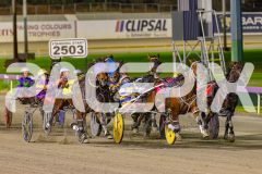 2025_PACEPIX_GP16052025_Race3_SoundWave_WIN_WEB-3