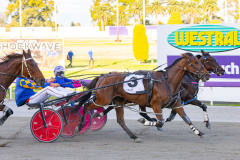 2025_PACEPIX_GP18112025_RACE3_StateMyCase_WIN_WEB-7