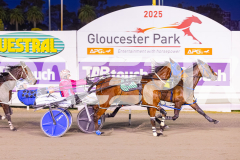 2025_PACEPIX_GP16092025_Race3_TheWandWaver_WIN_WEB-7