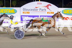 2026_PACEPIX_GP14072026_RACE3_TwobobCracker_WIN_WEB-9