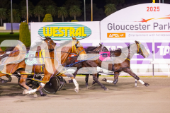 2025_PACEPIX_GP01082025_RACE3_Vanderbuilt_WIN_WEB-11