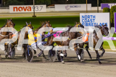 2025_PACEPIX_GP01082025_RACE3_Vanderbuilt_WIN_WEB-7
