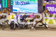 2025_PACEPIX_GP01082025_RACE3_Vanderbuilt_WIN_WEB-9