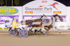 2025_PACEPIX_GP29042025_Race3_Vybrant_WIN_WEB-7