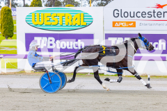 2025_PACEPIX_GP28072025_RACE3_WishingBelle_WIN_WEB-18
