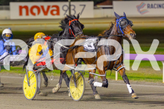 2025_PACEPIX_GP27052025_RACE3_XciteMe_WIN_WEB-3