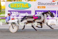 2026_PACEPIX_GP31032026_RACE3_SammySaffarell_WIN_WEB-4