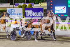 2025_PACEPIX_GP31122025_RACE4_BlazeAway_WIN_WEB-11