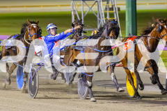 2025_PACEPIX_GP17102025_Race4_BrickiesDream_WIN_WEB-3