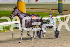 2026_PACEPIX_GP24042026_RACE4_CaptainRavishing_WIN_WEB-22