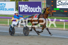 Race 4 - Cherry On The Cake