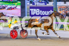 2026_PACEPIX_GP09012026_Race4_FrancoEncore_WIN_WEB-6