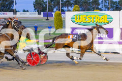 2026_PACEPIX_GP09012026_Race4_FrancoEncore_WIN_WEB-7