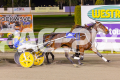 2025_PACEPIX_GP10062025_RACE4_HerPresence_WIN_WEB-11
